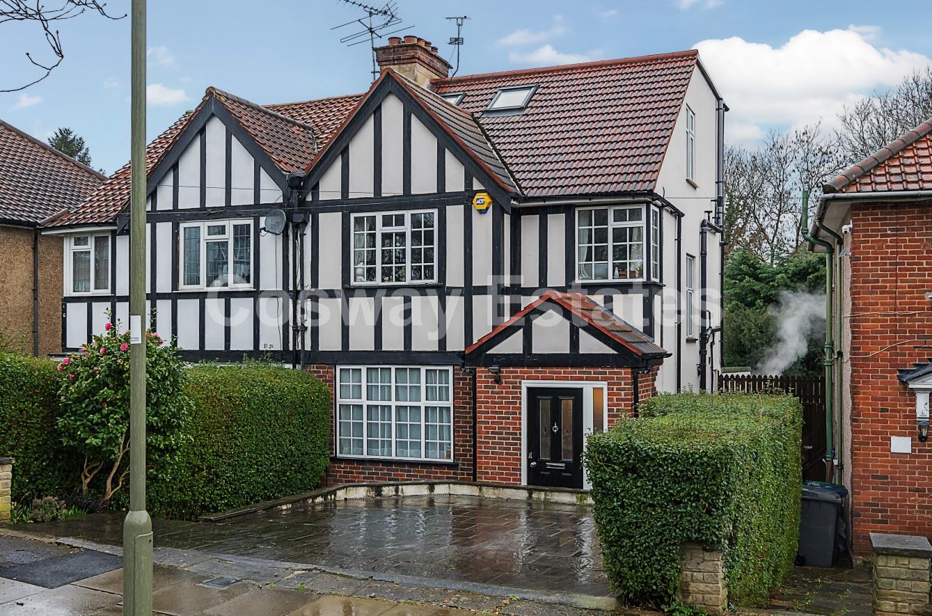 Farm Road, Edgware